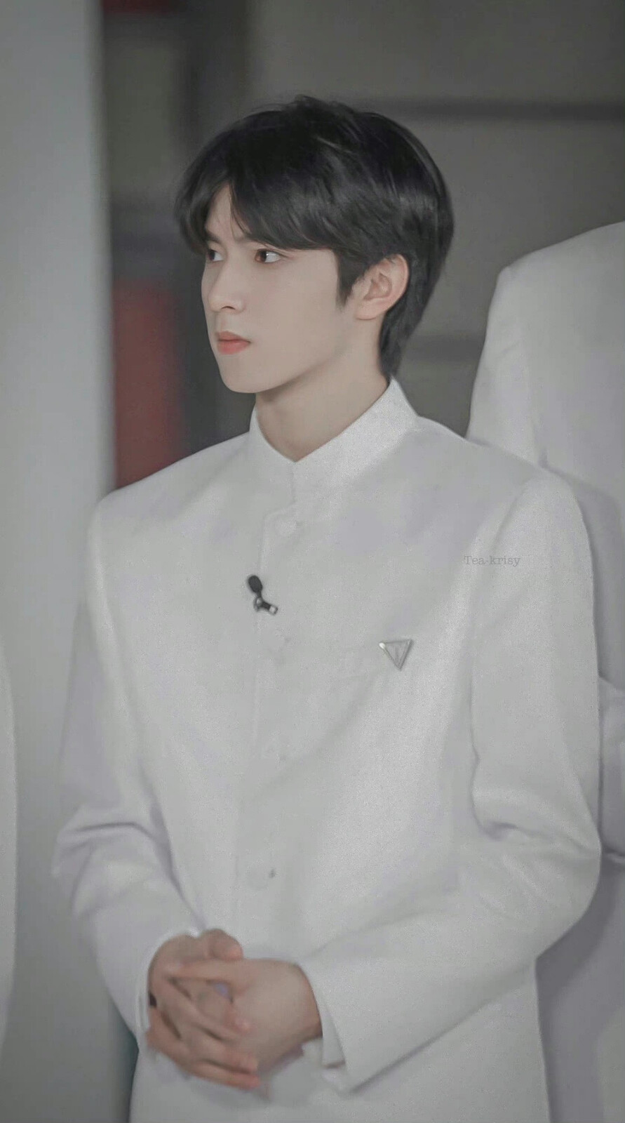 分享一组刘耀文壁纸 / ​​​