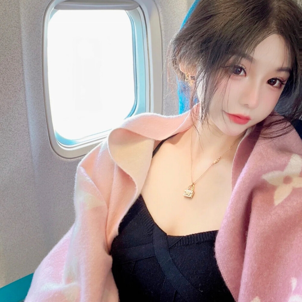 女头