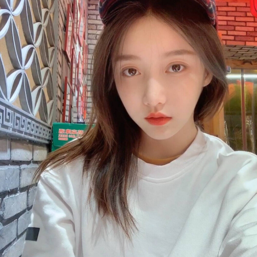 姜贞羽