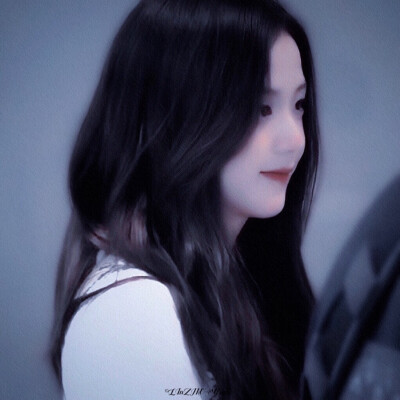 •你也在想我嘛
林祝/Jisoo
悦聆依
