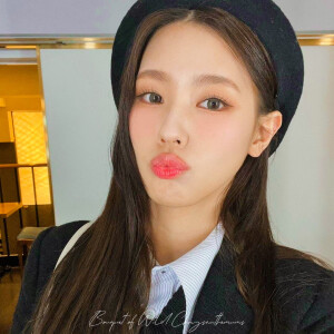 赵美延|| ʸᵒᵘ ᵃʳᵉ ᵃˢ ʳᵒᵐᵃⁿᵗᶦᶜ ᵃˢ ᵗʰᵉ ☾