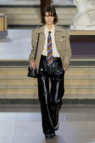 Louis Vuitton 2022 FW