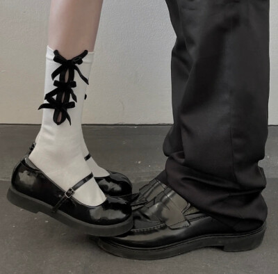 浪 漫
#朋友圈背景图# ​​​