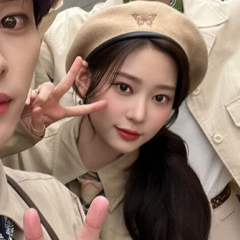 宇宙号漂亮的忙内公主粥粥！