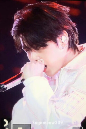 闵玧其
220310 PTD on stage in Seoul
cr:logo