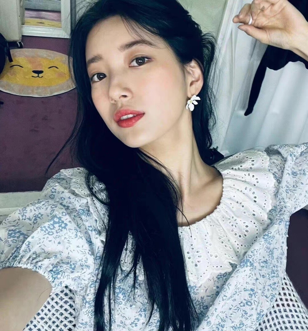 裴秀智Suzy