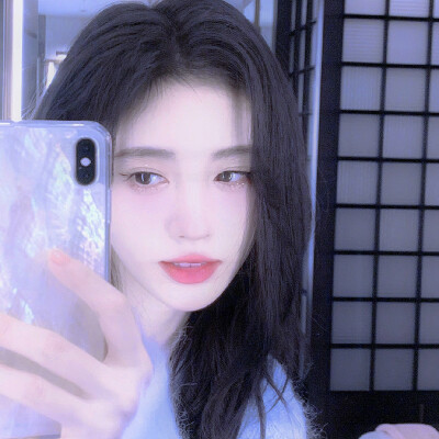 蓝莓味鞠宝 :♡
blue blue Berry