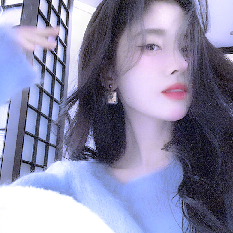 蓝莓味鞠宝 :♡
blue blue Berry