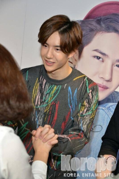 ☀一宝确实蛮喜欢捏爪的～>3<～☀