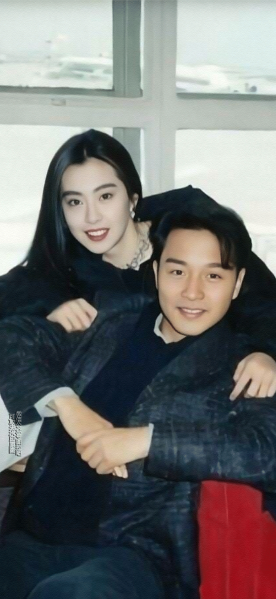 2022王祖贤AI修复手机全面屏超高清图片壁纸写真照片王祖贤头像Joey Wong，香港著名艺人美女明星怀旧图集，旧港照片，刘德华、邱淑贞、张国荣与王祖贤合照合影，高质量超优质珍藏图（3）