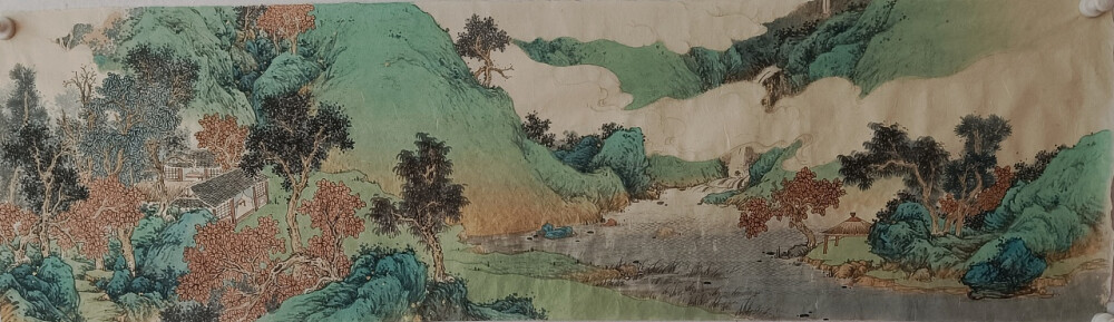 春山烟云连绵人欣欣，
夏山喜木繁阴人坦坦，
秋山明净遥落人肃肃，
冬山昏霾翳塞人寂寂。