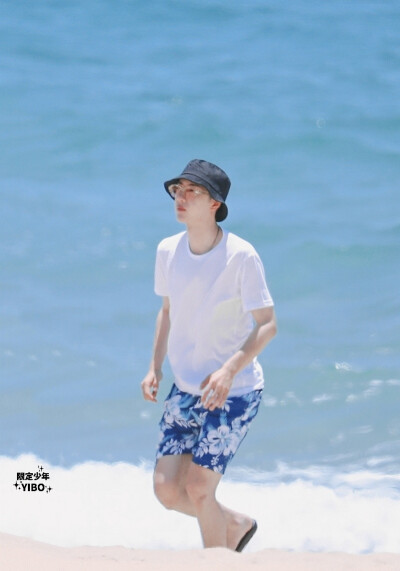 夏日冲浪店录制 ☀ cr:logo