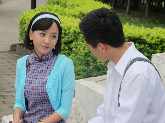 杨蓉《锁梦楼》饰演周晴