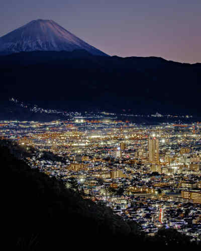 日本 山梨県 富士山 夜景 