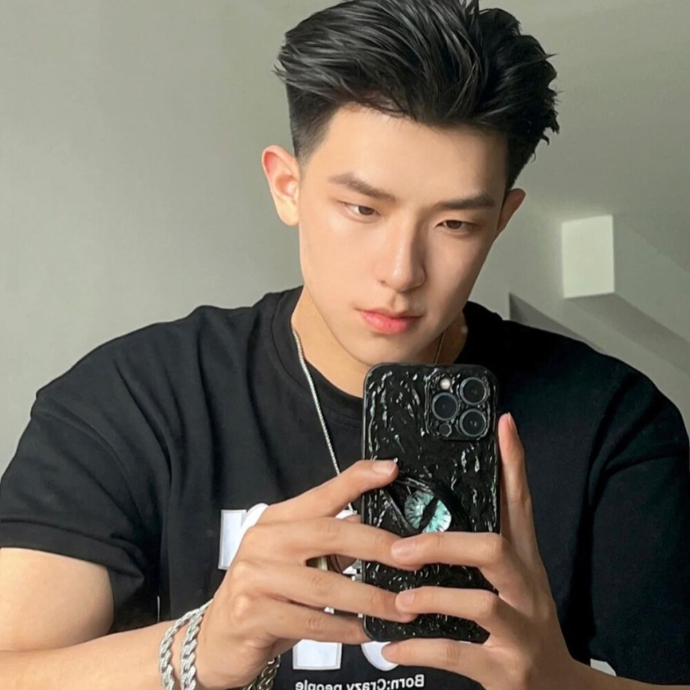 真人男头自截图源ins