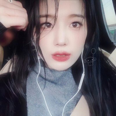 爱豆头像｜formis_9张圭悧
自拍｜头像
自调｜自修
涂鸦绘本｜无水印
禁二改｜商用｜二传需标明我的id｜违者必究