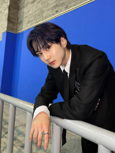 梁祯元.
Jungwon.
enhypen.