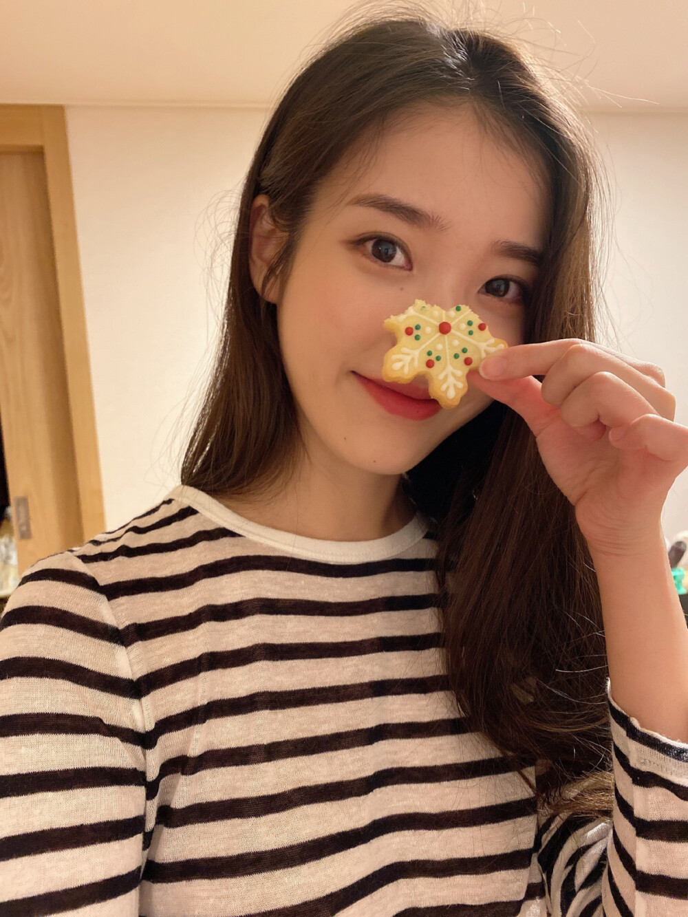 iu 李知恩
