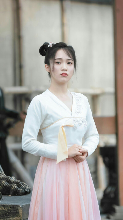 卿卿我心 百合 符雅凝