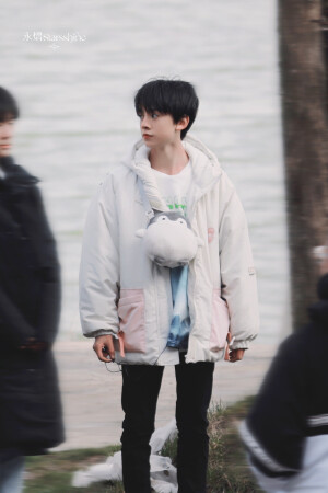 TF三代 我们的小春游 cr.永熠Starsshine 
朱志鑫 苏新皓 邓佳鑫 张极 左航 张泽禹 张峻豪 余宇涵 童禹坤 穆祉丞