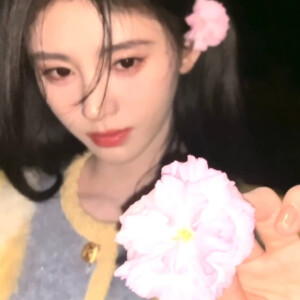 鞠婧祎