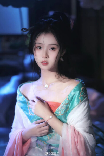 梦中仙女
cr@至春禾