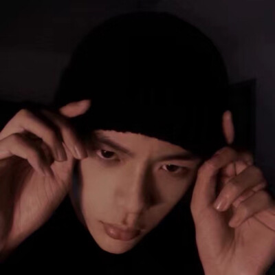 孤独像无人送粥的重感冒