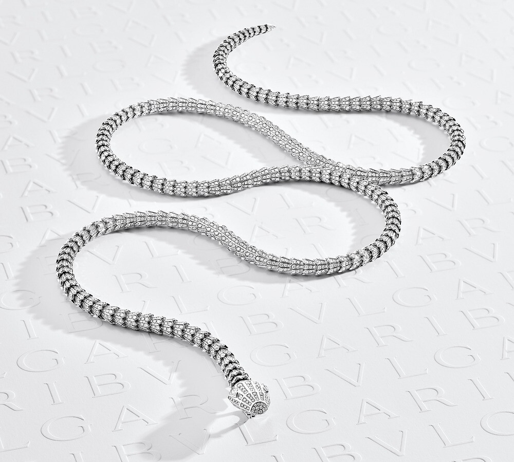 BVLGARI 宝格丽「Serpenti Viper」系列以「蝰蛇 Viper」作为灵感 白金项链 镶嵌圆形切割钻石