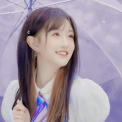 ：愛判眾生孤獨
［Love judges all living beings to be lonely.］