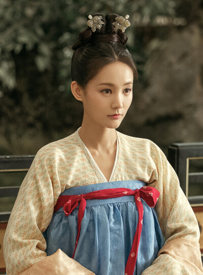 骊歌行 李一桐 傅柔 蓝裙 鹅黄襦