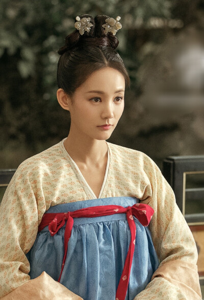 骊歌行 李一桐 傅柔 蓝裙 鹅黄襦