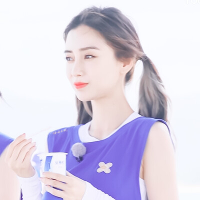 Angelababy
自修禁二改
原截cr小黄君