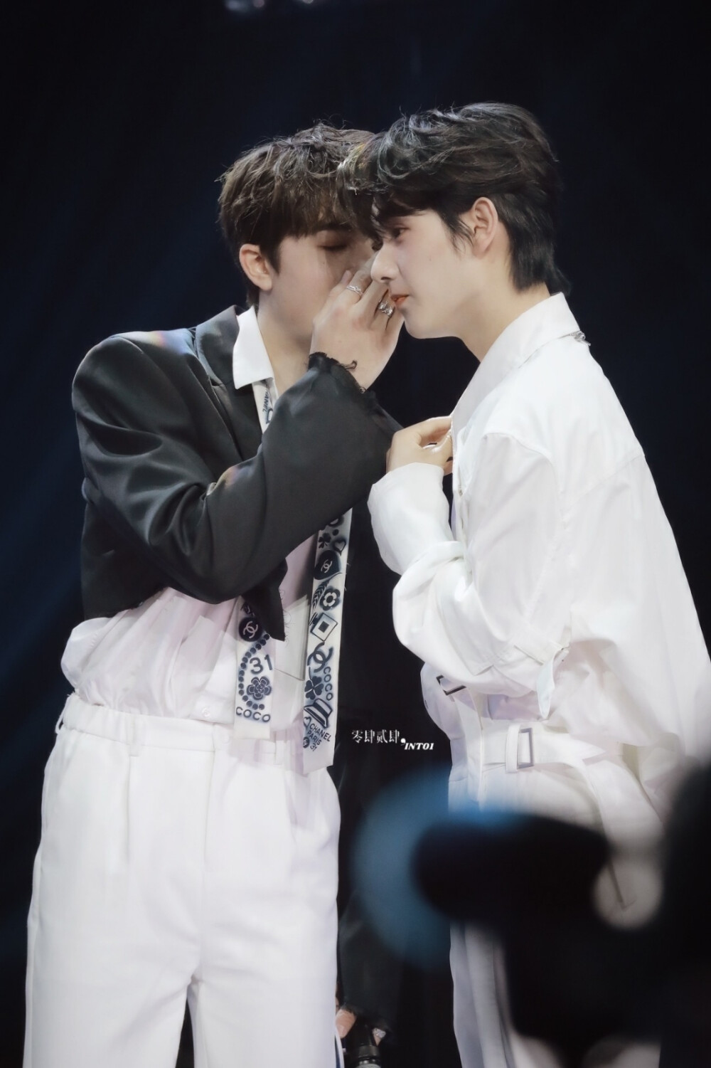 into1尹浩宇高卿尘