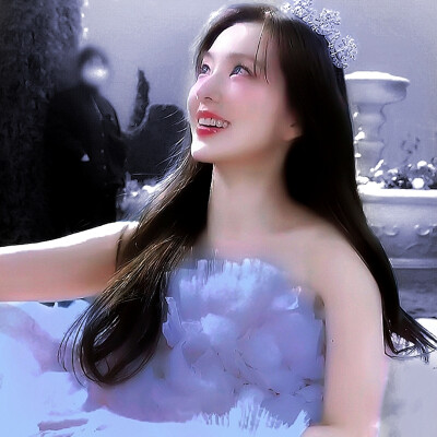 一样的月光
怎么看得我越来越心慌