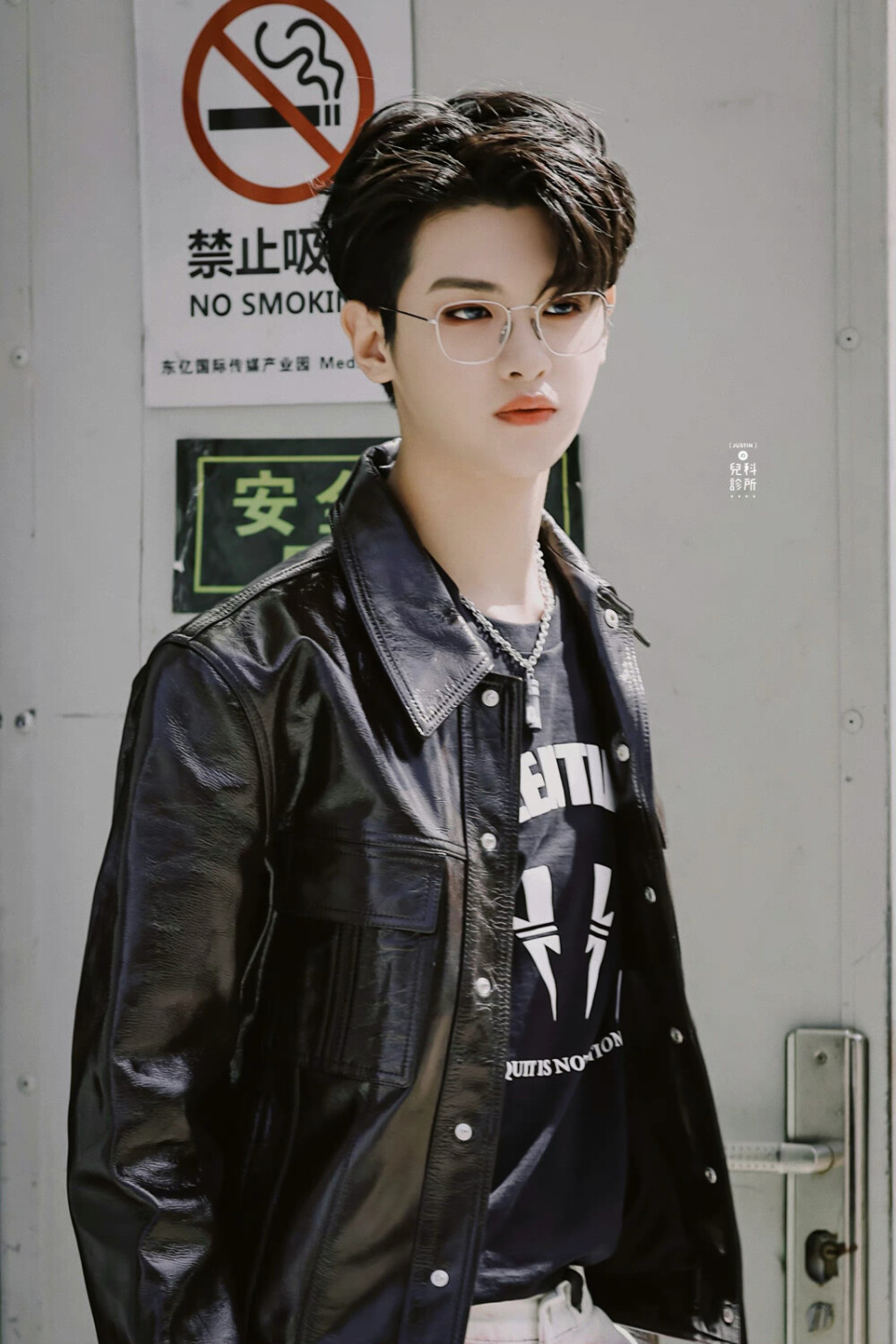 黄明昊 Justin