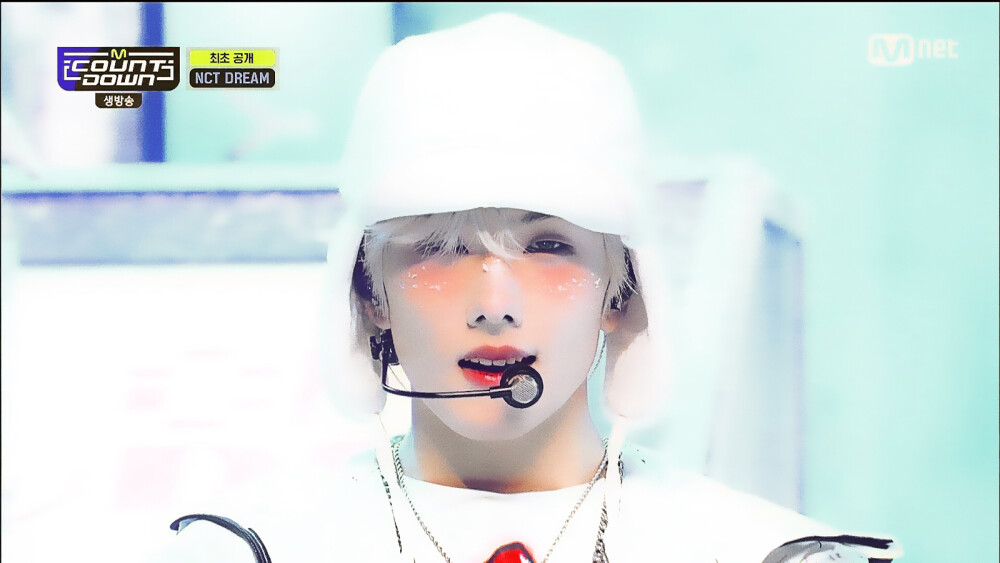朴志晟
JISUNG