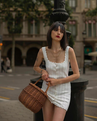 Feeling like Jane B for a second after I found this amazing basket on the trash 