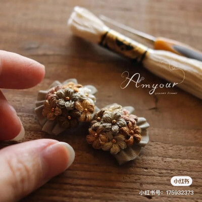 微钩
