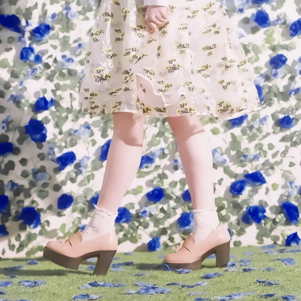 iu李知恩
抱图留评·禁二改 转载标明