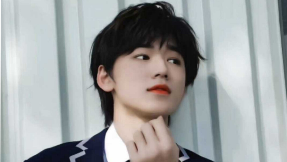 橙光素材 @宋亚轩
自修