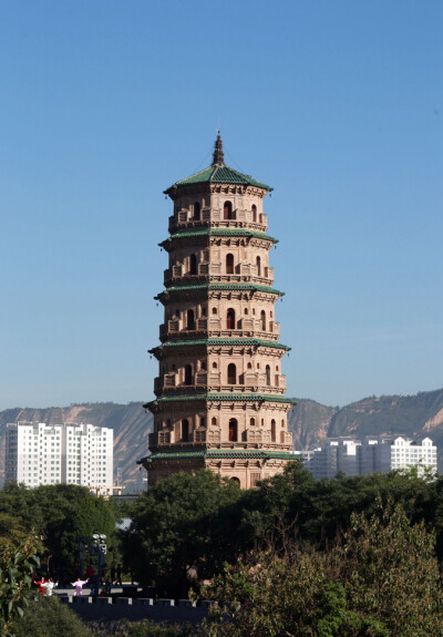 甘 平凉 延恩寺塔