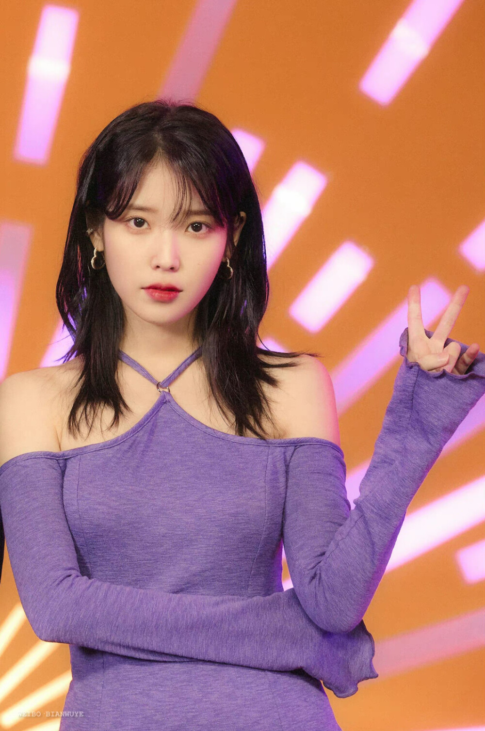 IU