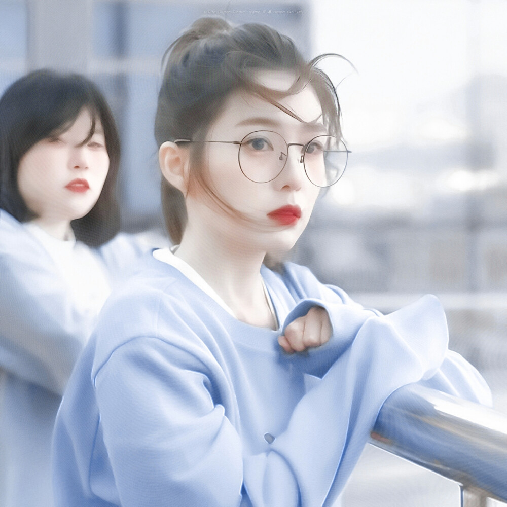  你的心跳，你的眼神，你的气味都在告诉我，你喜欢我。
Irene裴珠泫