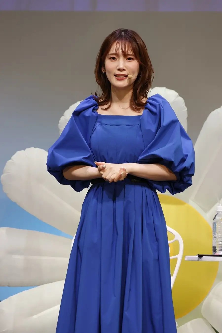 内田真礼