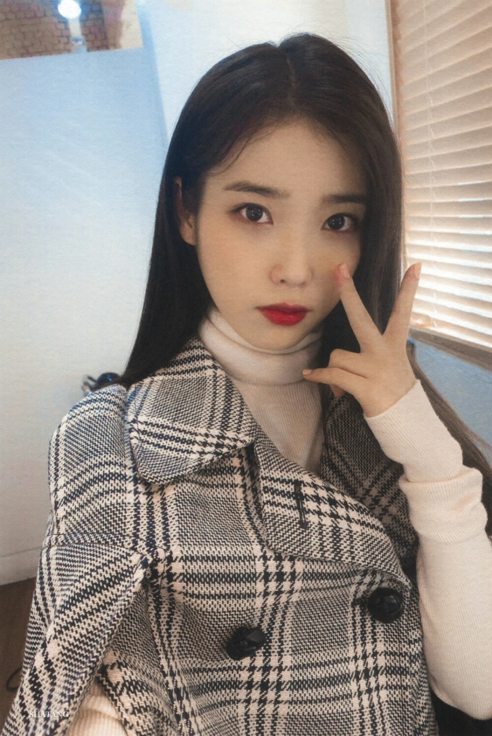 IU | 二十九岁的冬天
cr:砂糖收藏家