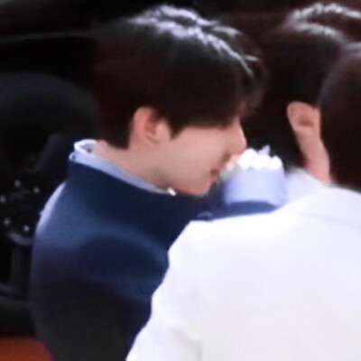 
坠入Love”爱河或是掉入深渊