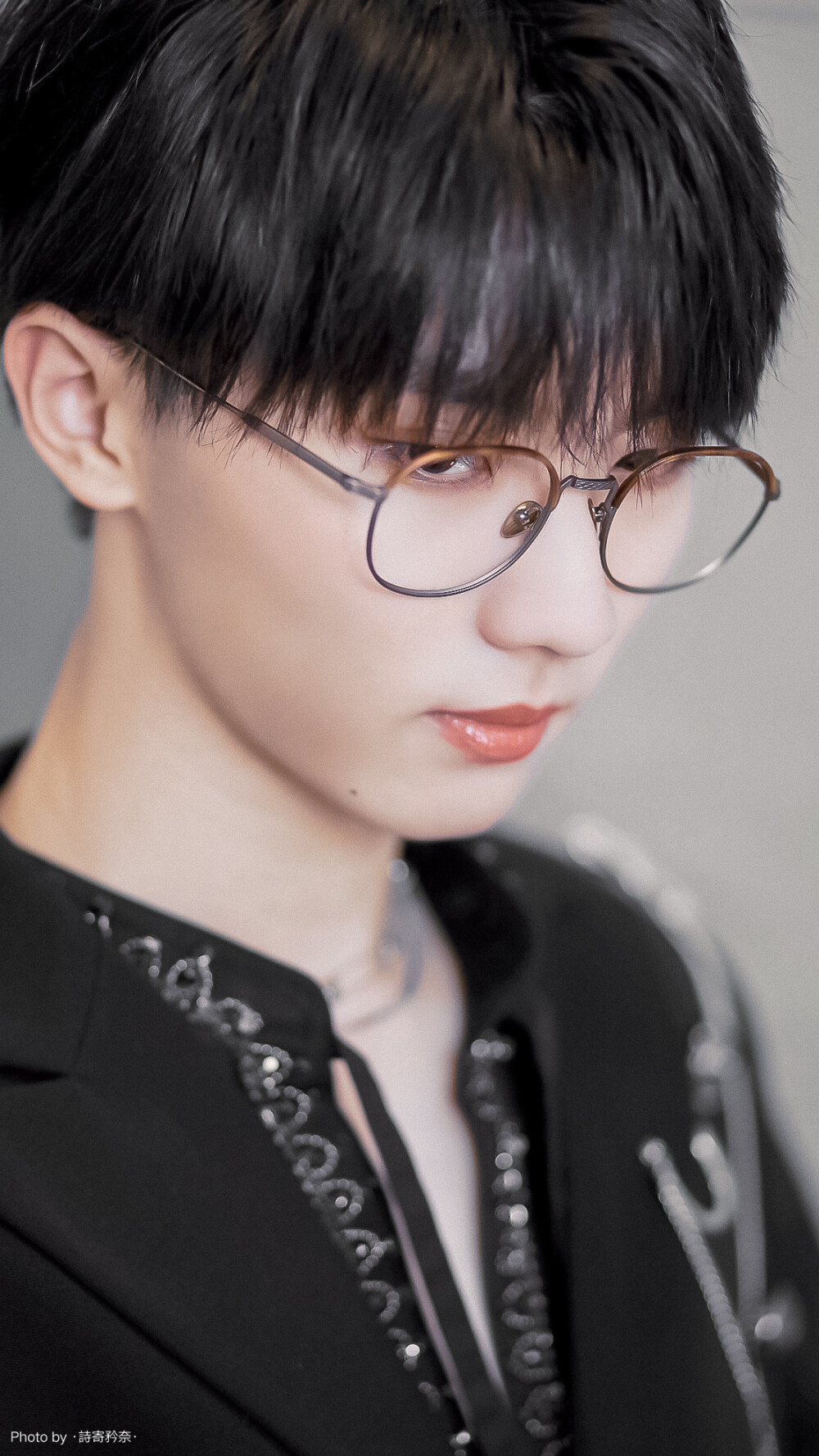 马嘉祺 哥哥眼镜半永久可以吗 cr.詩寄矜奈·
