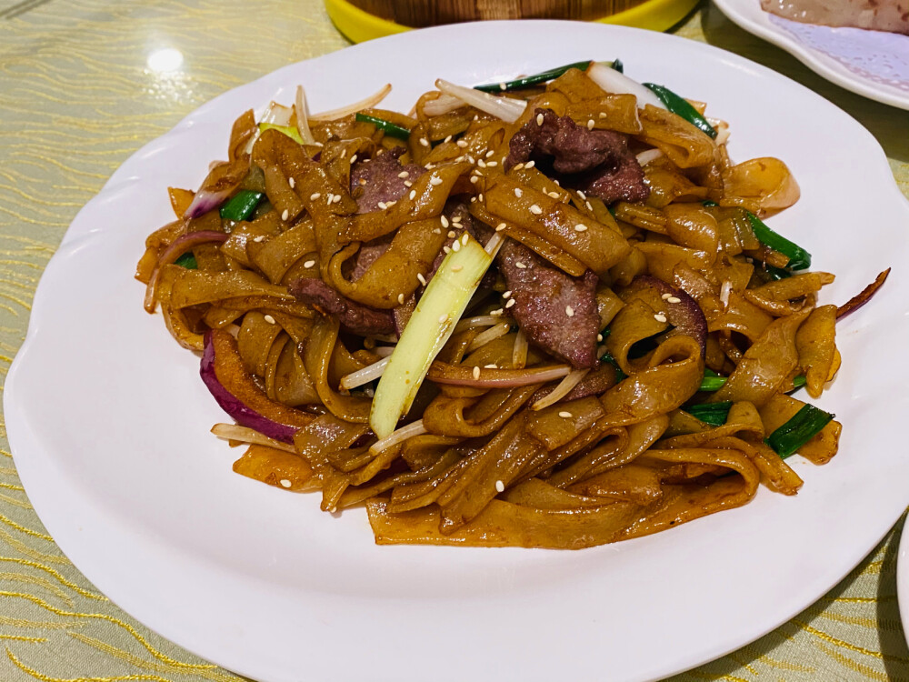 肥肠粉 醋椒豆腐 烤串 麻婆豆腐