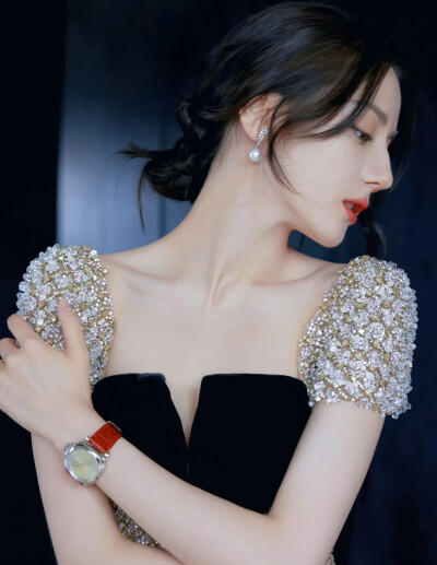 迪丽热巴 cr@凉荔汽水