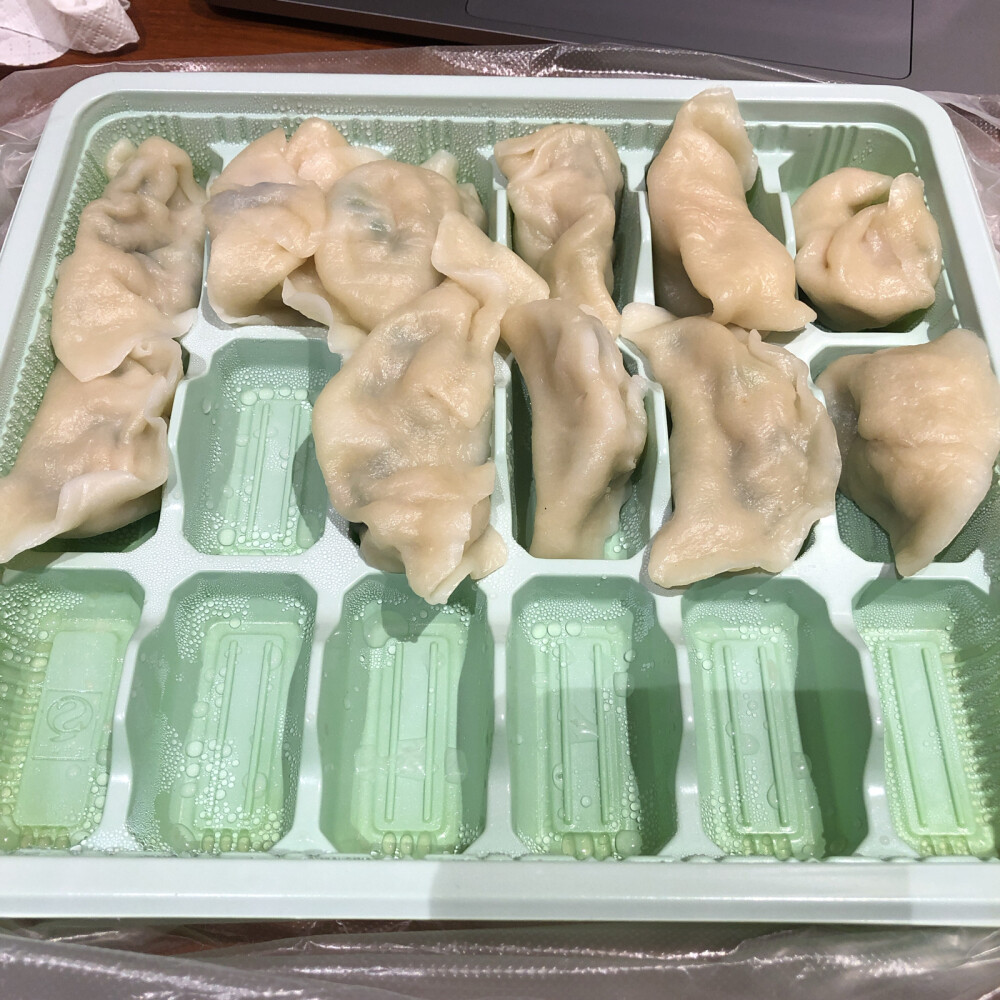 浪费饺子